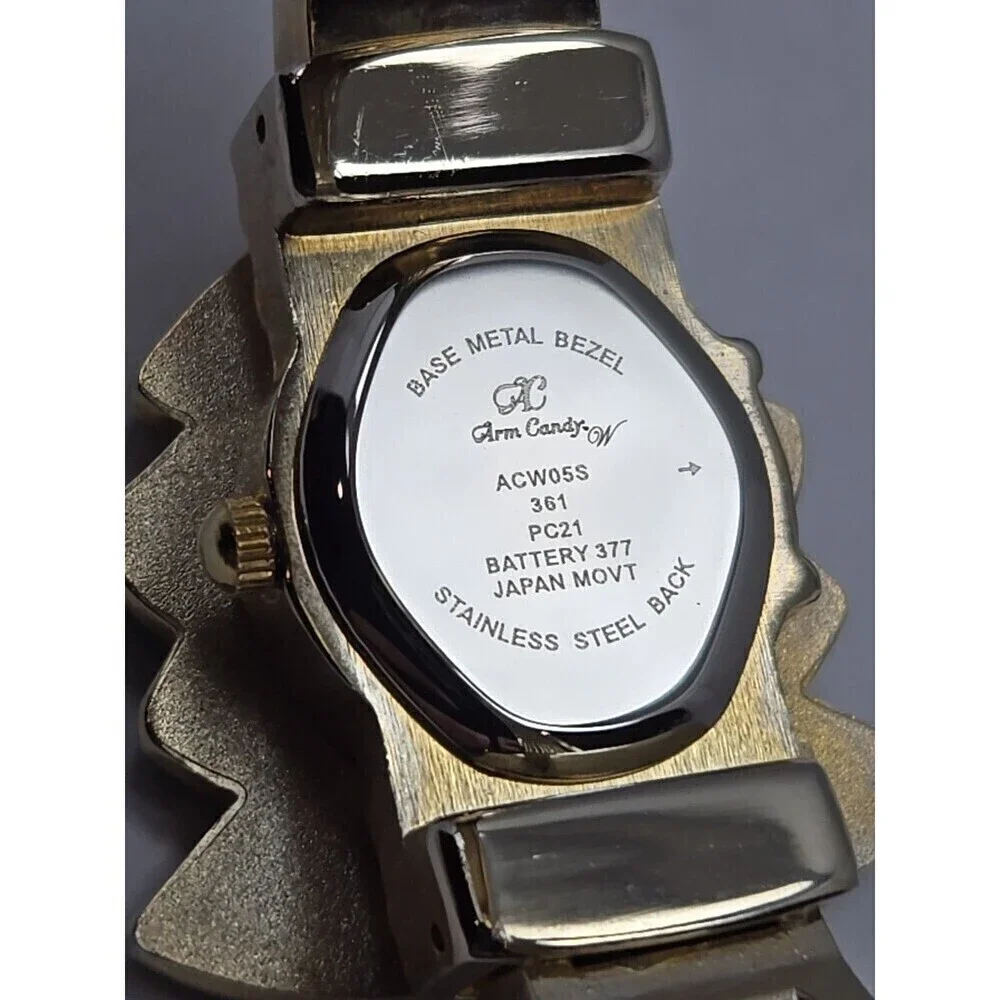 Arm Candy item shows