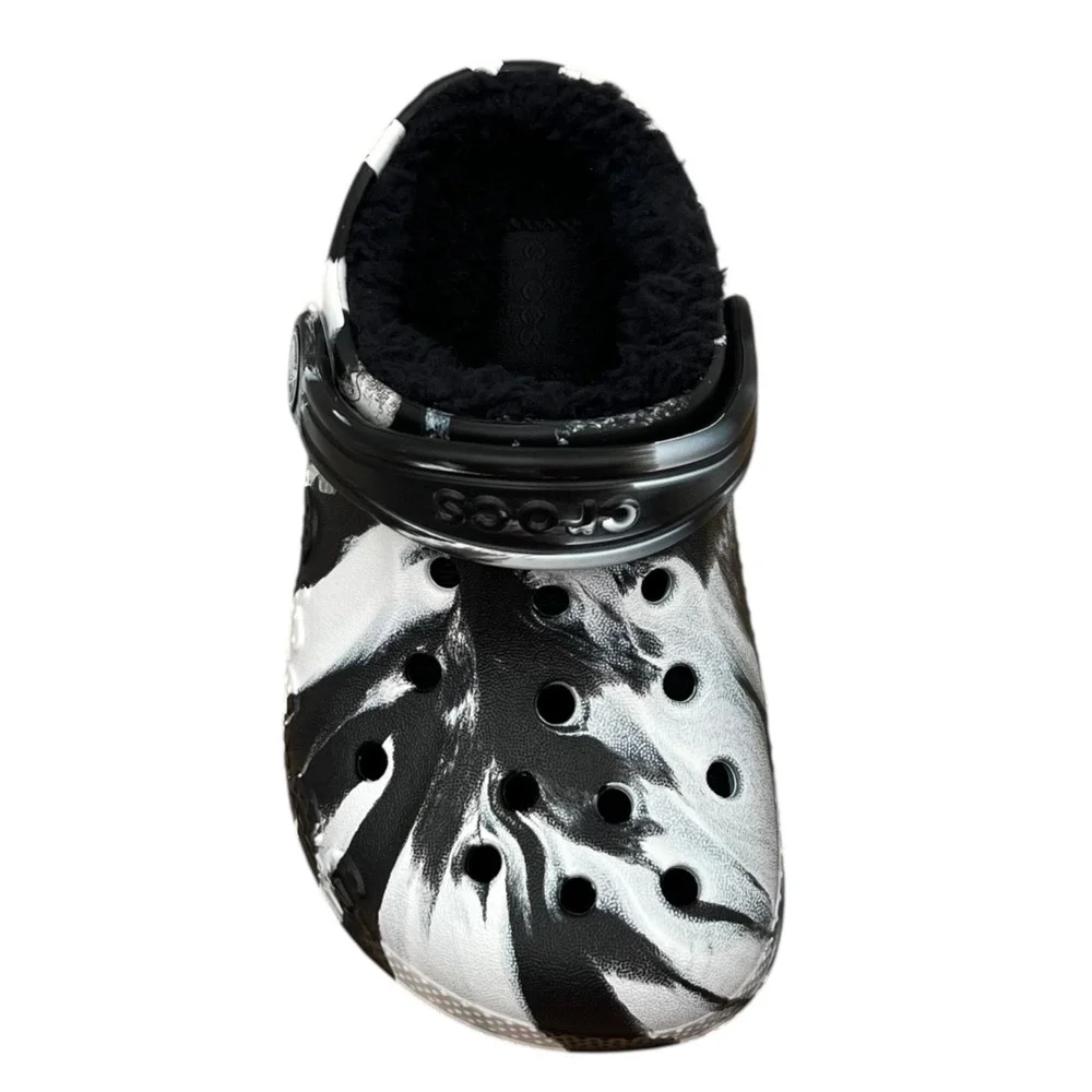 CROCS new tags
