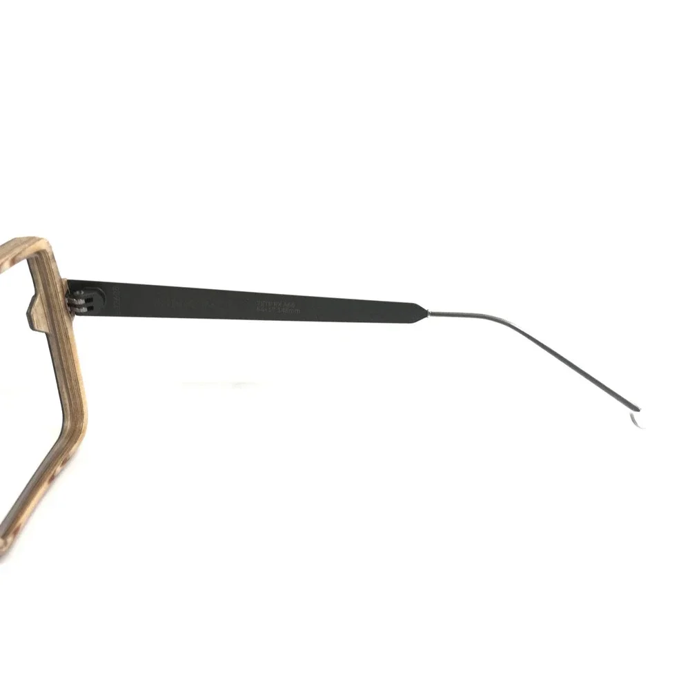 Nina Mur lenses are