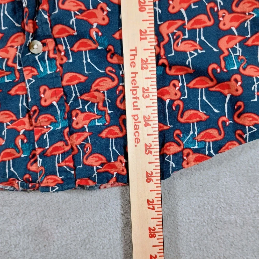 Banana Republic make bold