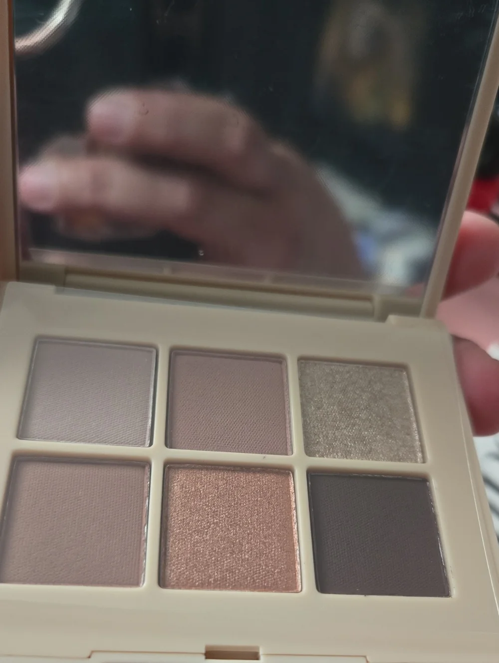 Dibs palm palette