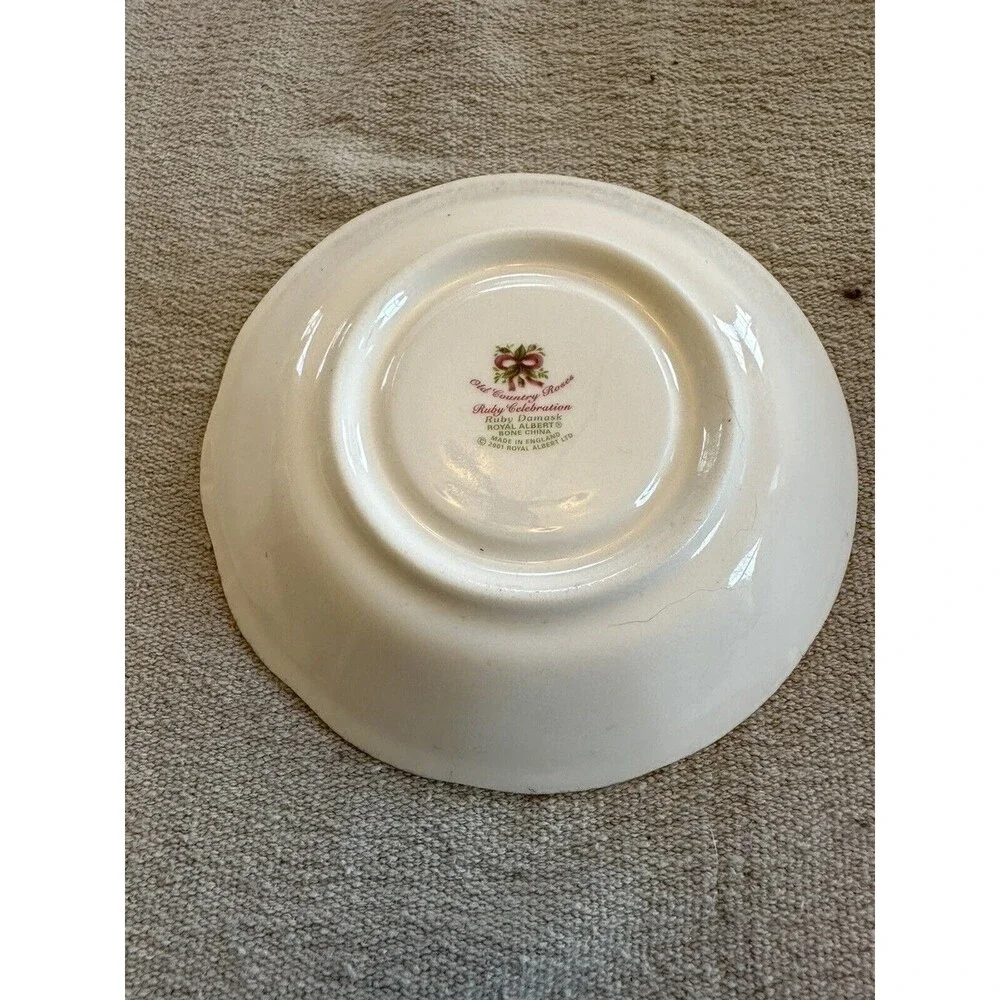 Royal Albert this vintage