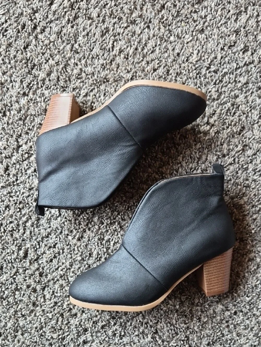 N/A black ankle