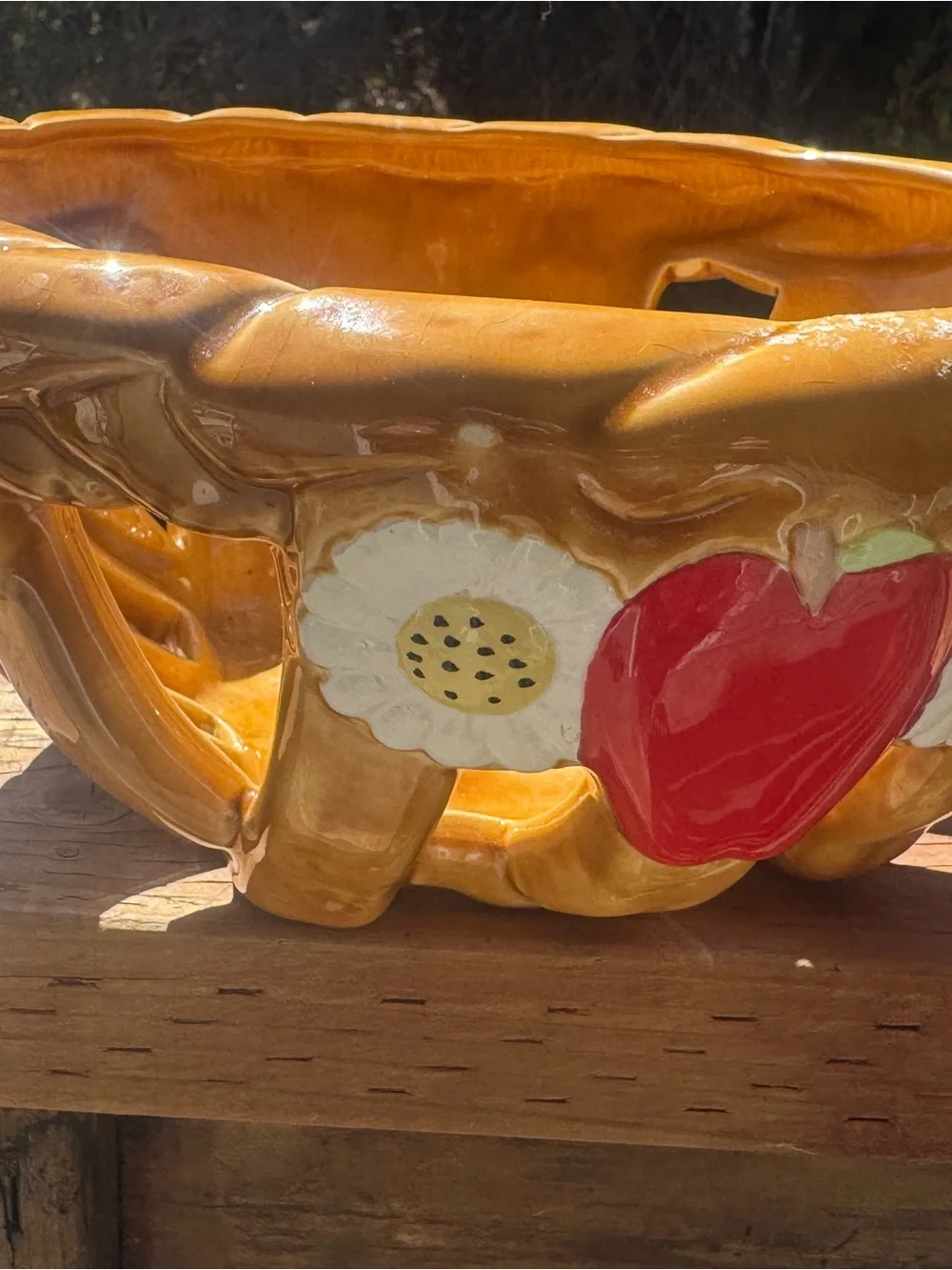 1980s Ceramic Bread/Fruit Basket with Red Apple and Daisy Motif