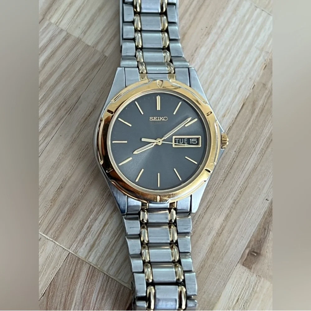Seiko luminous moderate minor