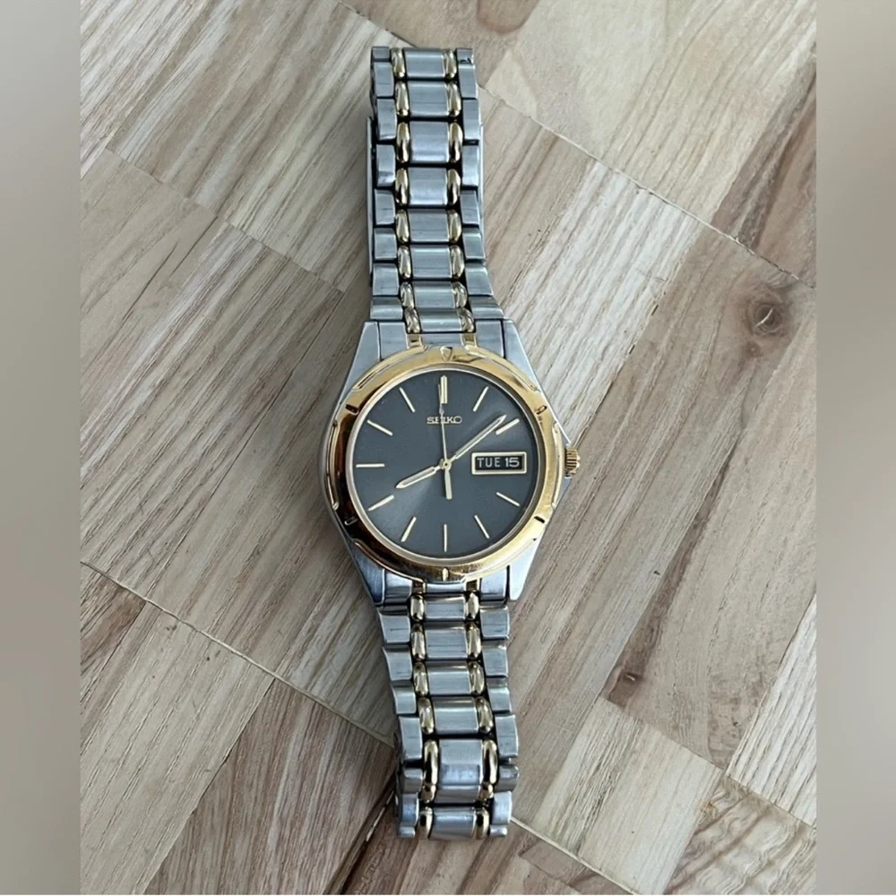 Seiko wear pictures