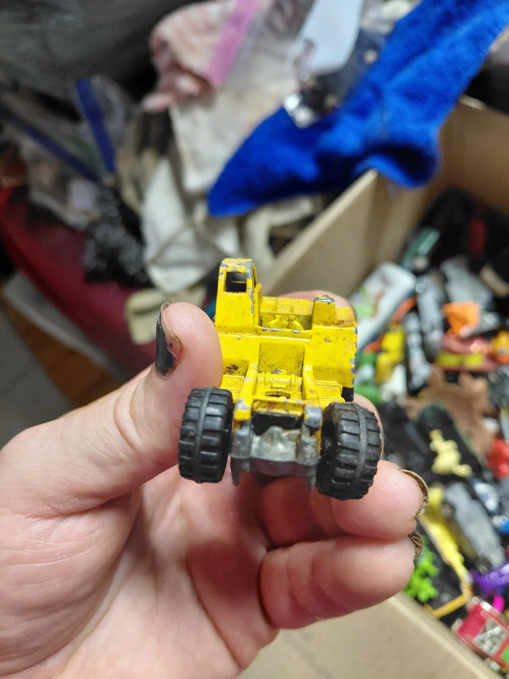 Hot Wheels durable yellow