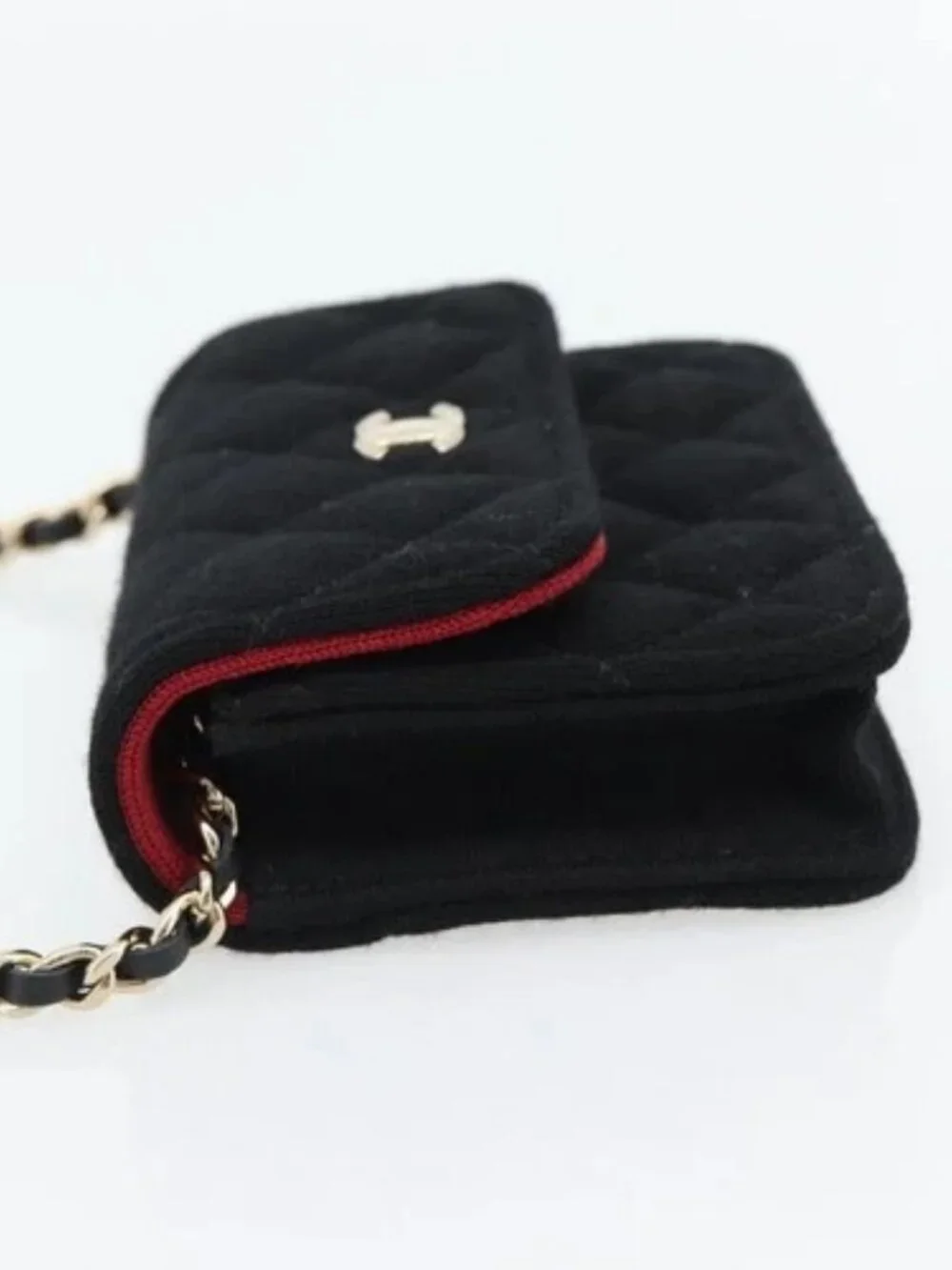 CHANEL brand	chanel color	black