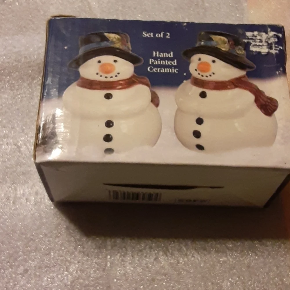 N/A snowmen salt