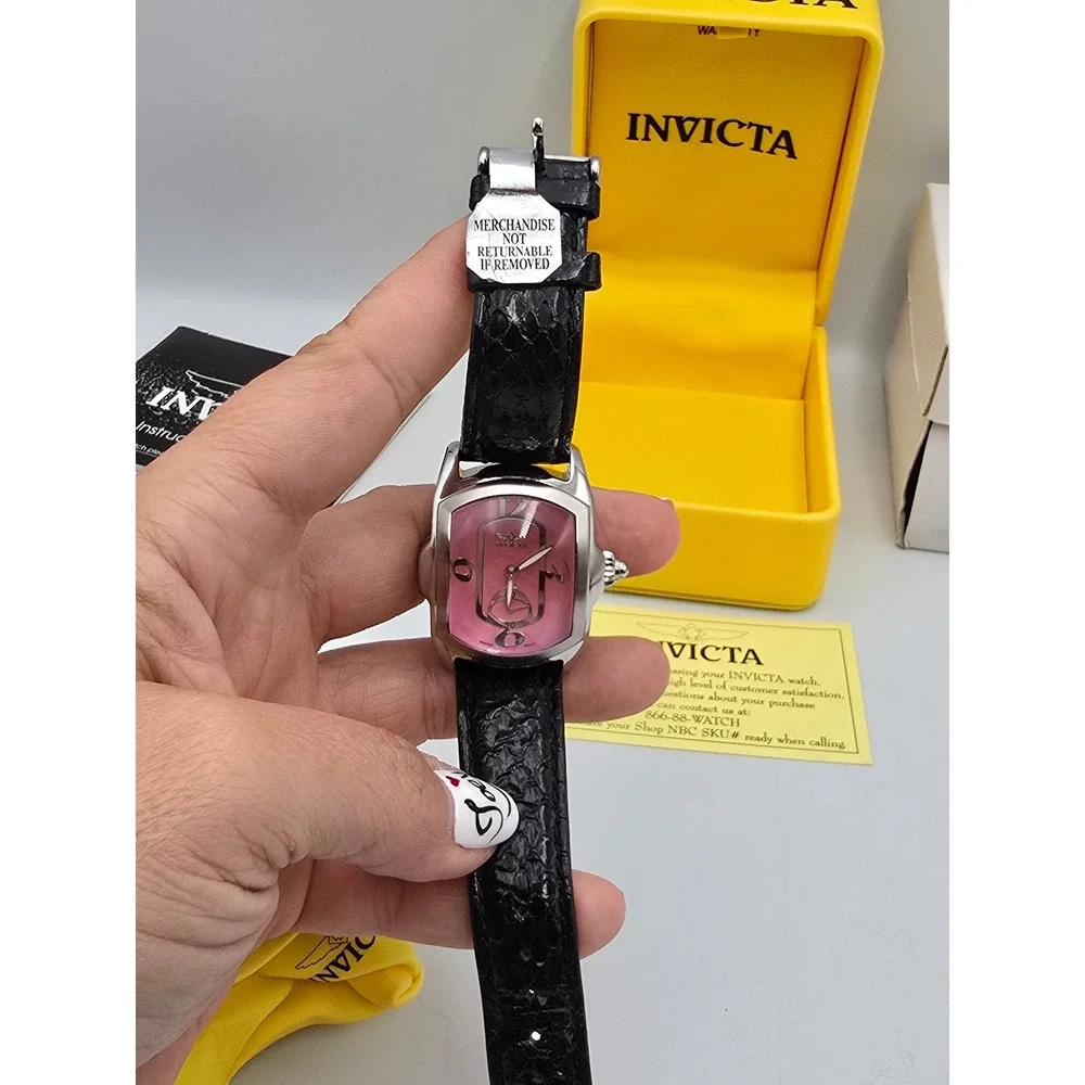 Invicta lupah model