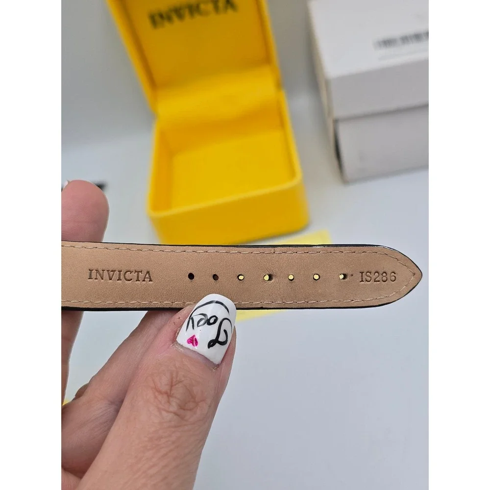 Invicta lupah model