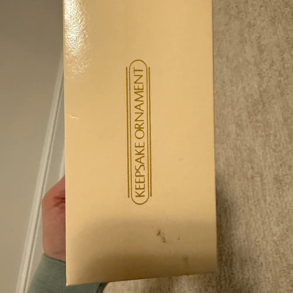 N/A brand hallmark