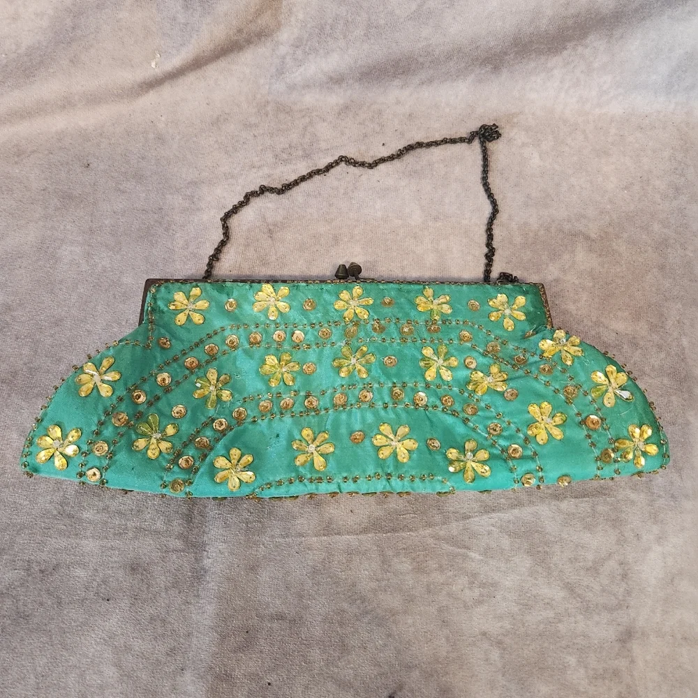 Elegant Green Floral Sequined Clutch‎ Arden B.