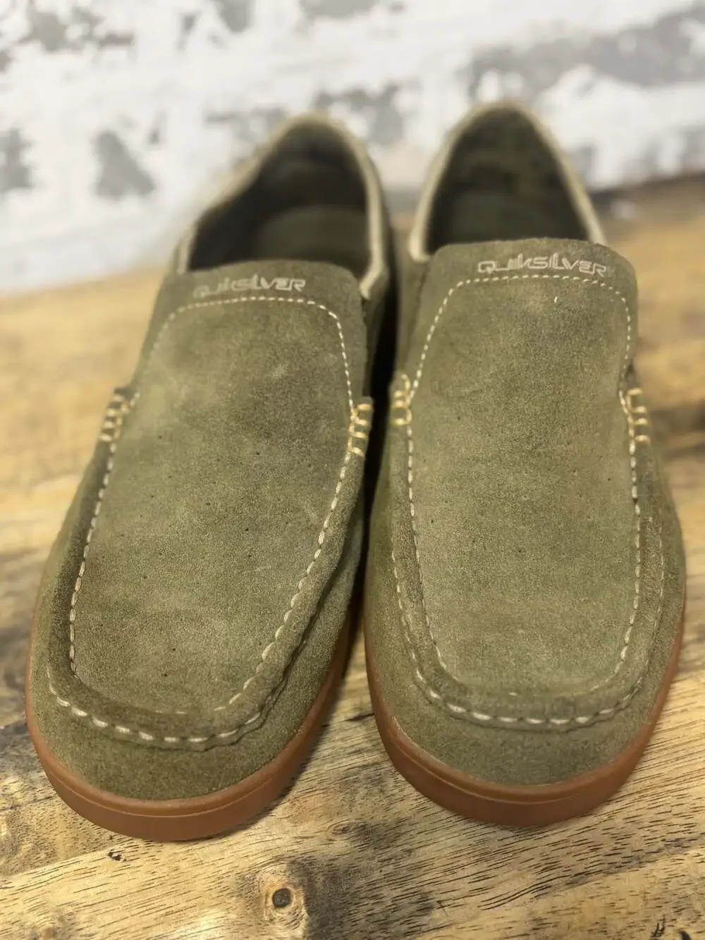 NwoB Quiksilver Men's Suede Slip-On Moccasin Loafers M8
