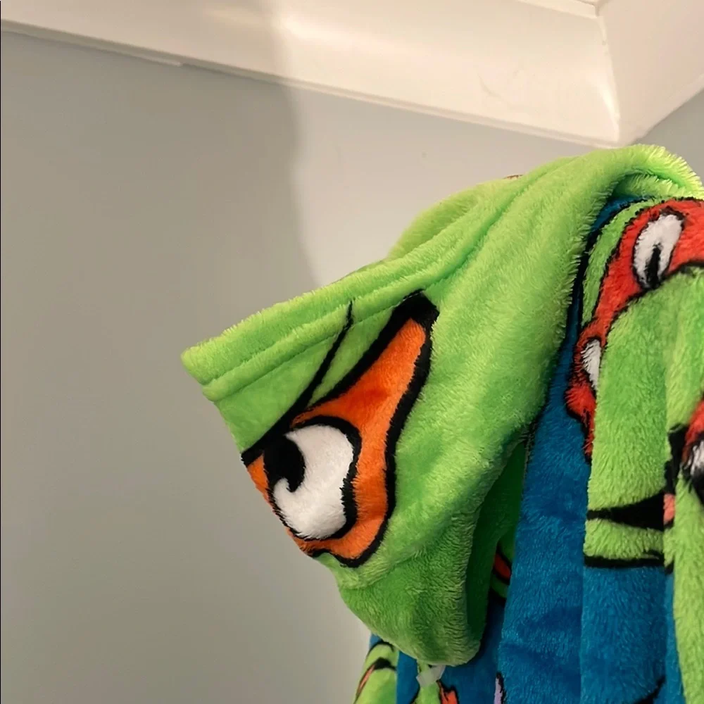 Nickelodeon cozy robe