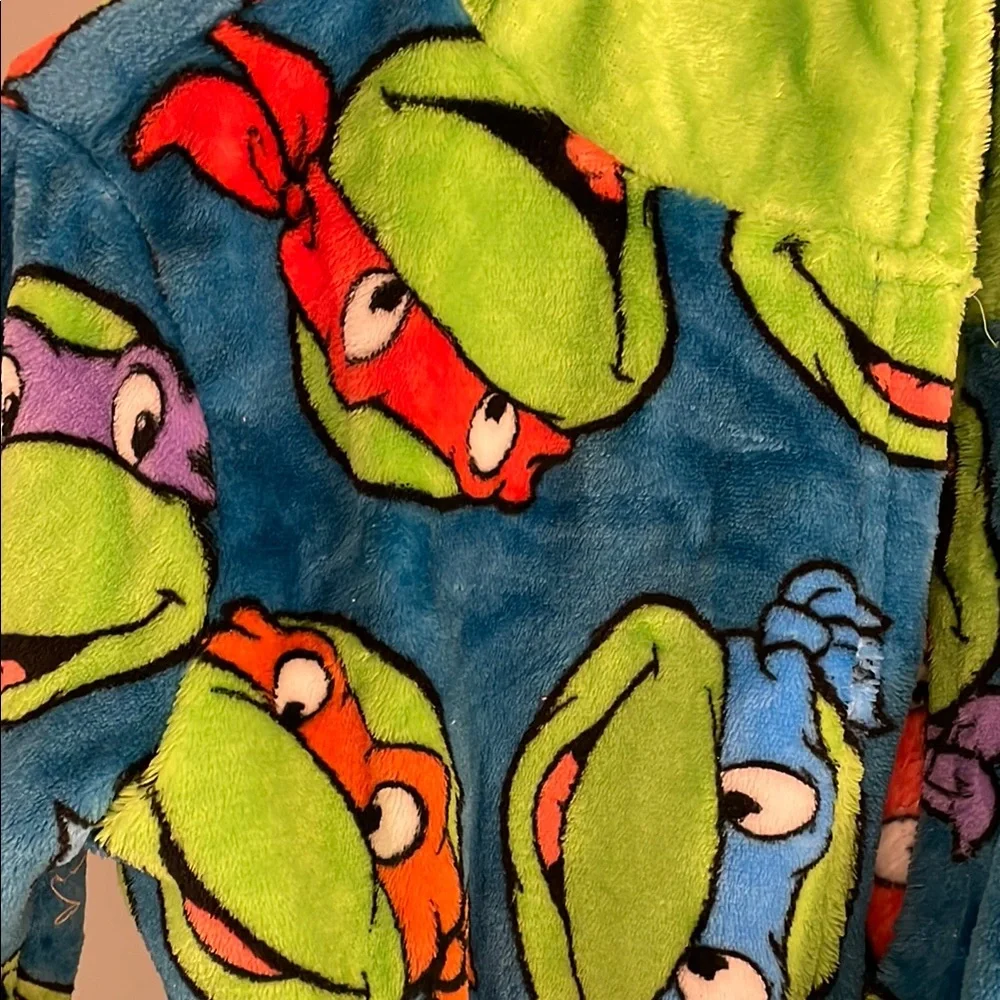 Nickelodeon cozy robe