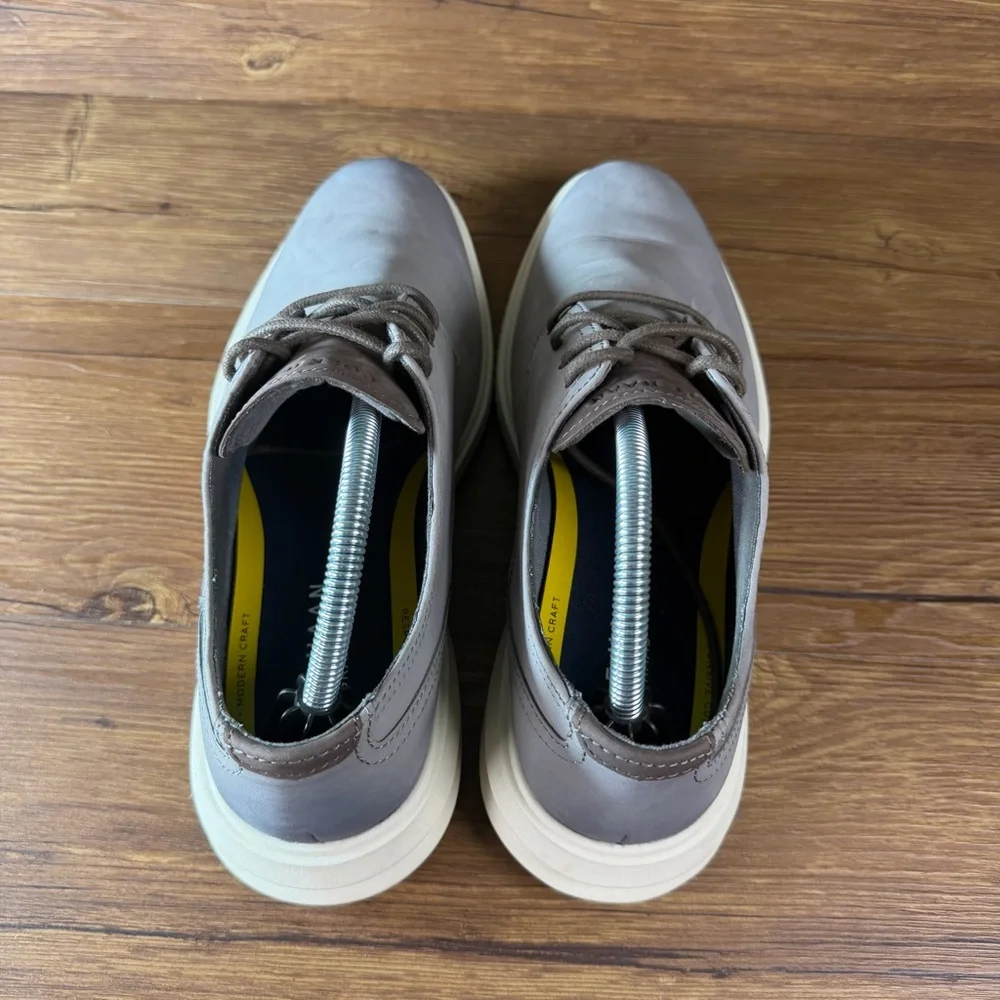 Cole Haan ships within
