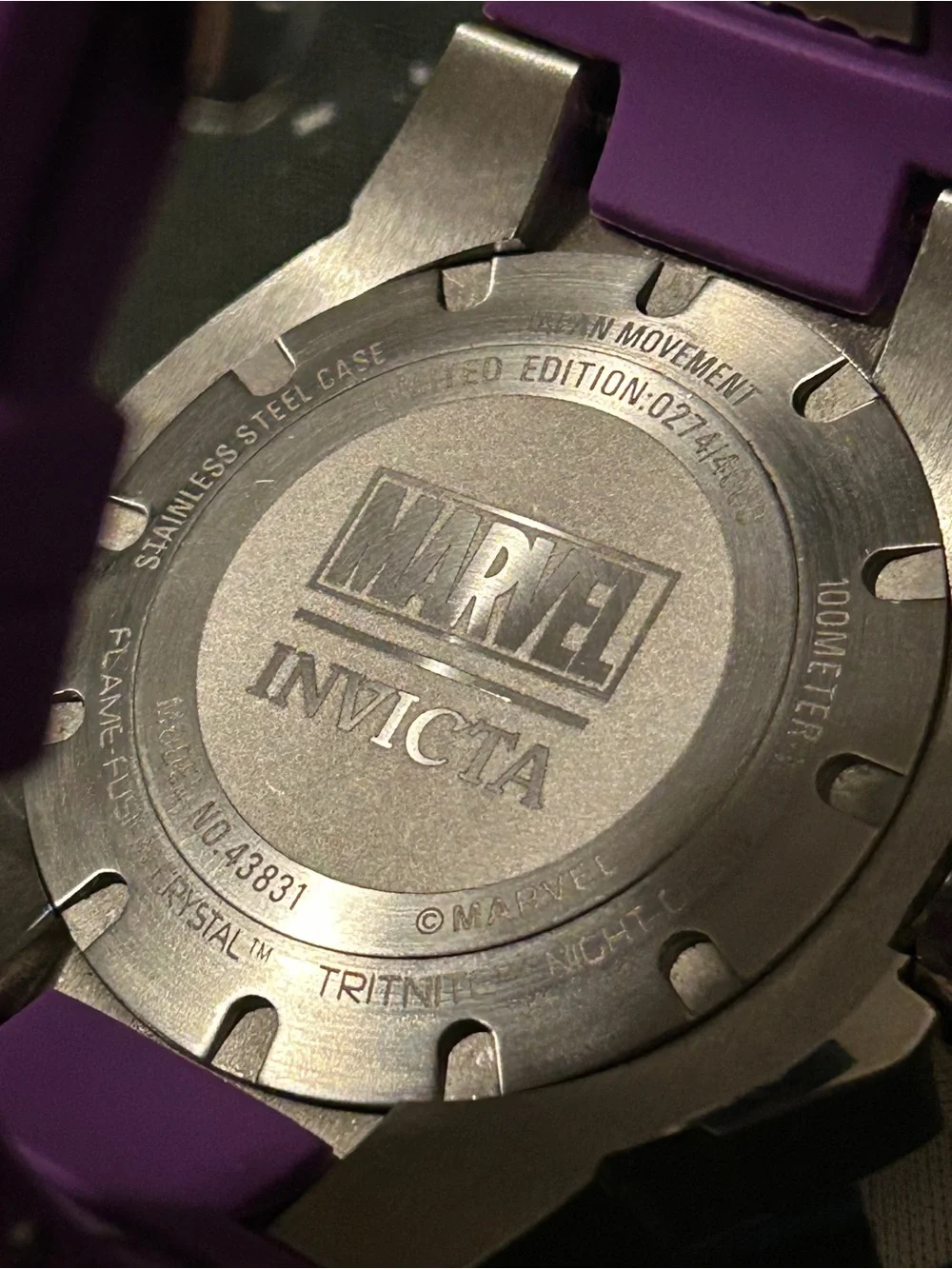 Invicta bold hour