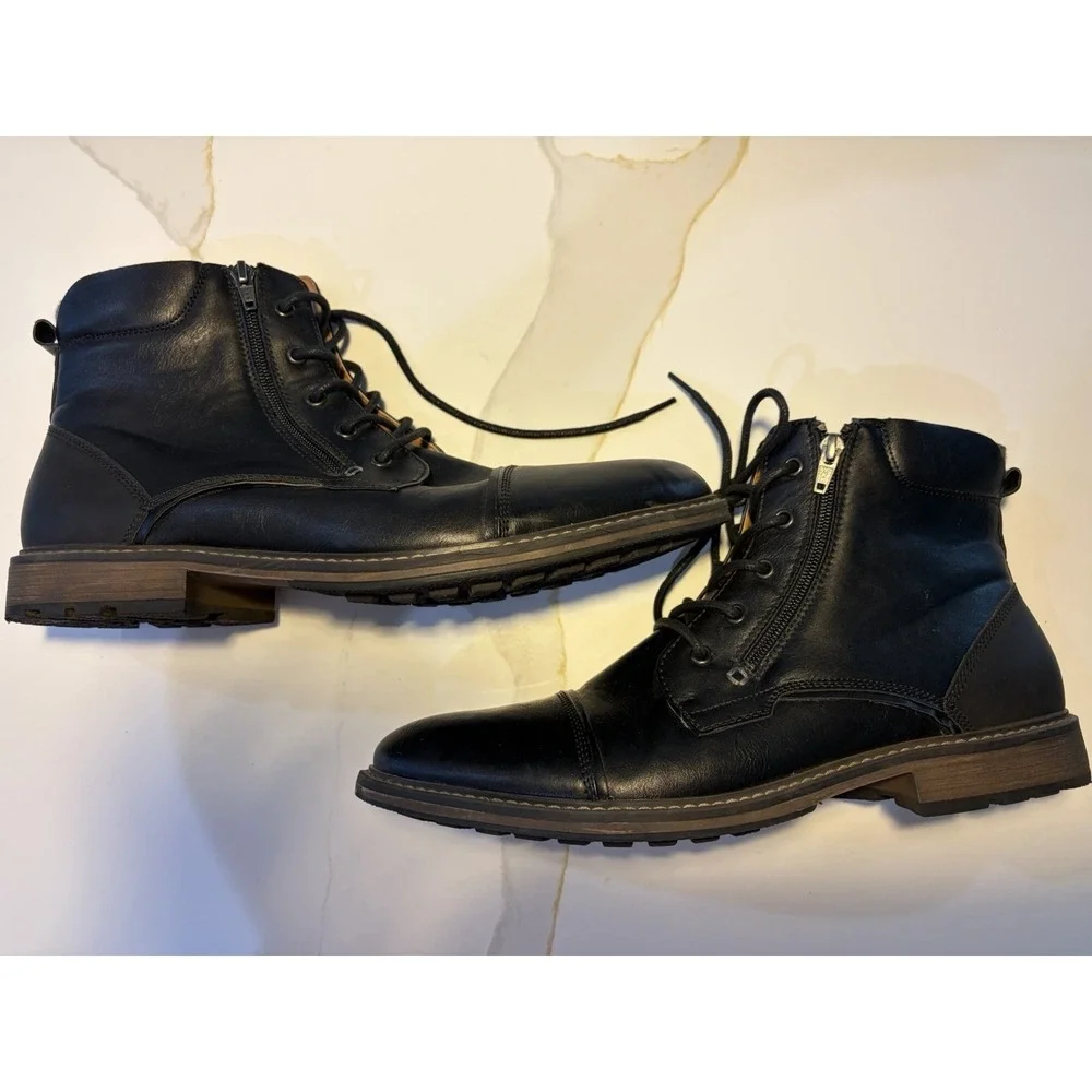 Steve Madden Men classic combat
