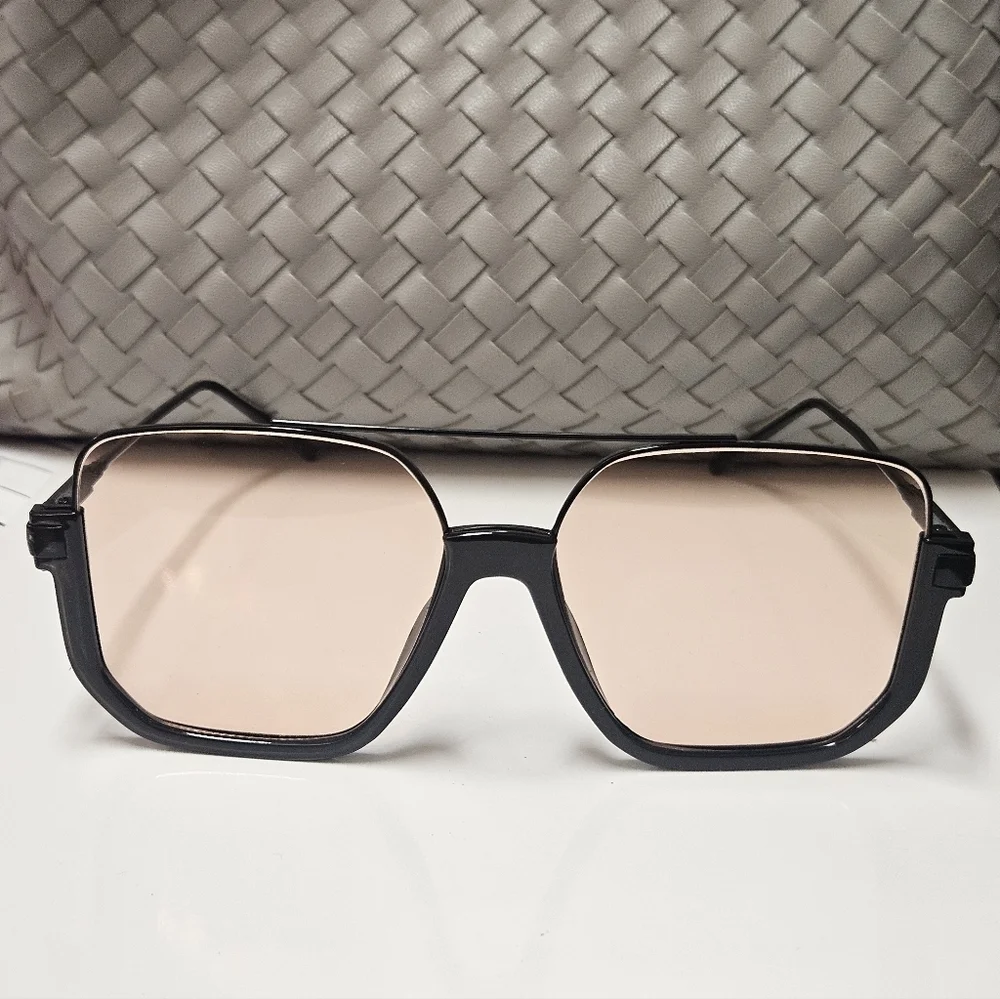 NEW Retro Oversized Sunglasses | Black & Gold | Semi Rimless - Light Tint Lenses