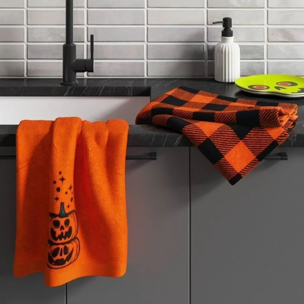 Hyde & EEK! bring seasonal