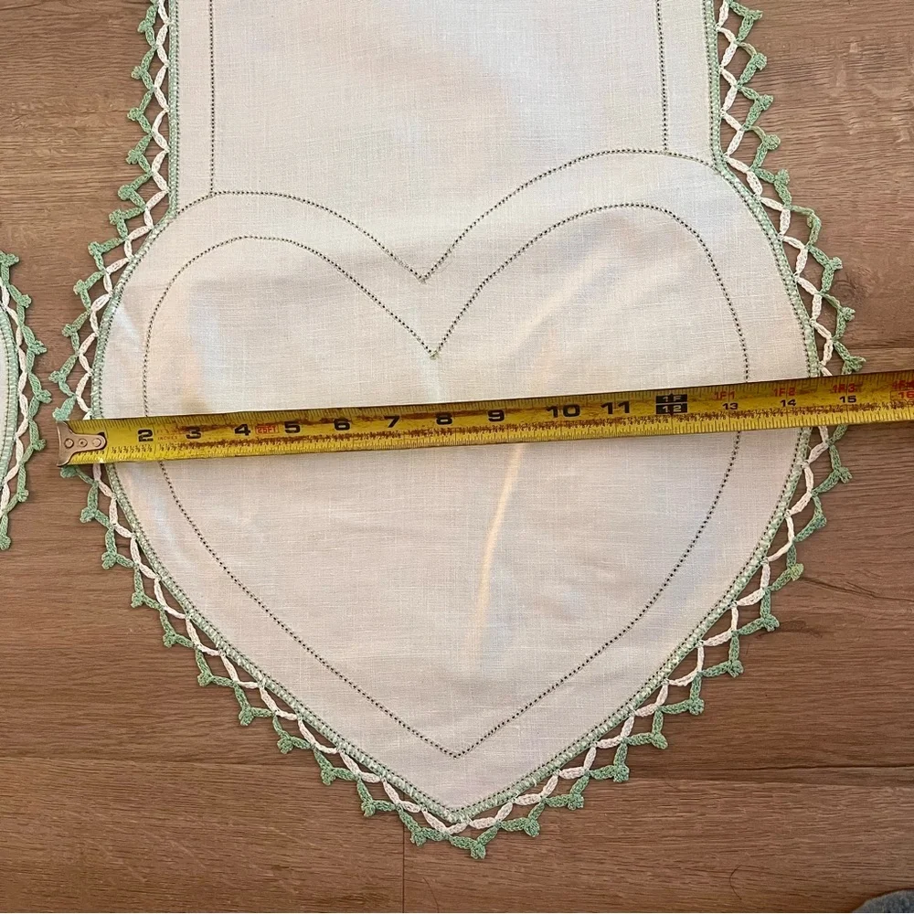 Handmade questions leave