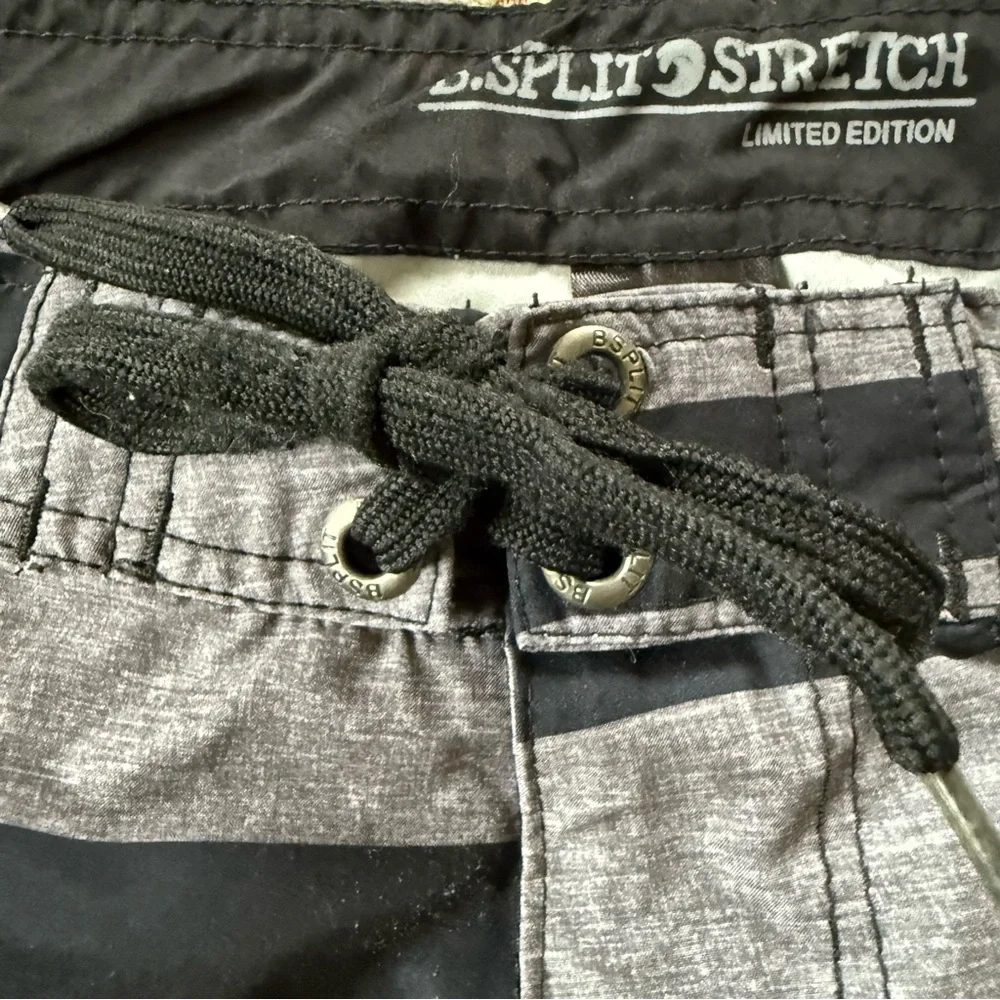 B. Split Stretch Limited Edition Board Shorts Black and Gray Large