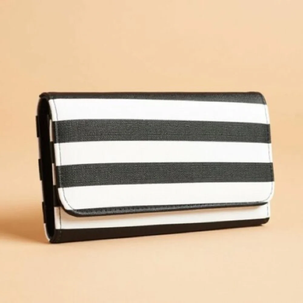 Kut from the Kloth kut from