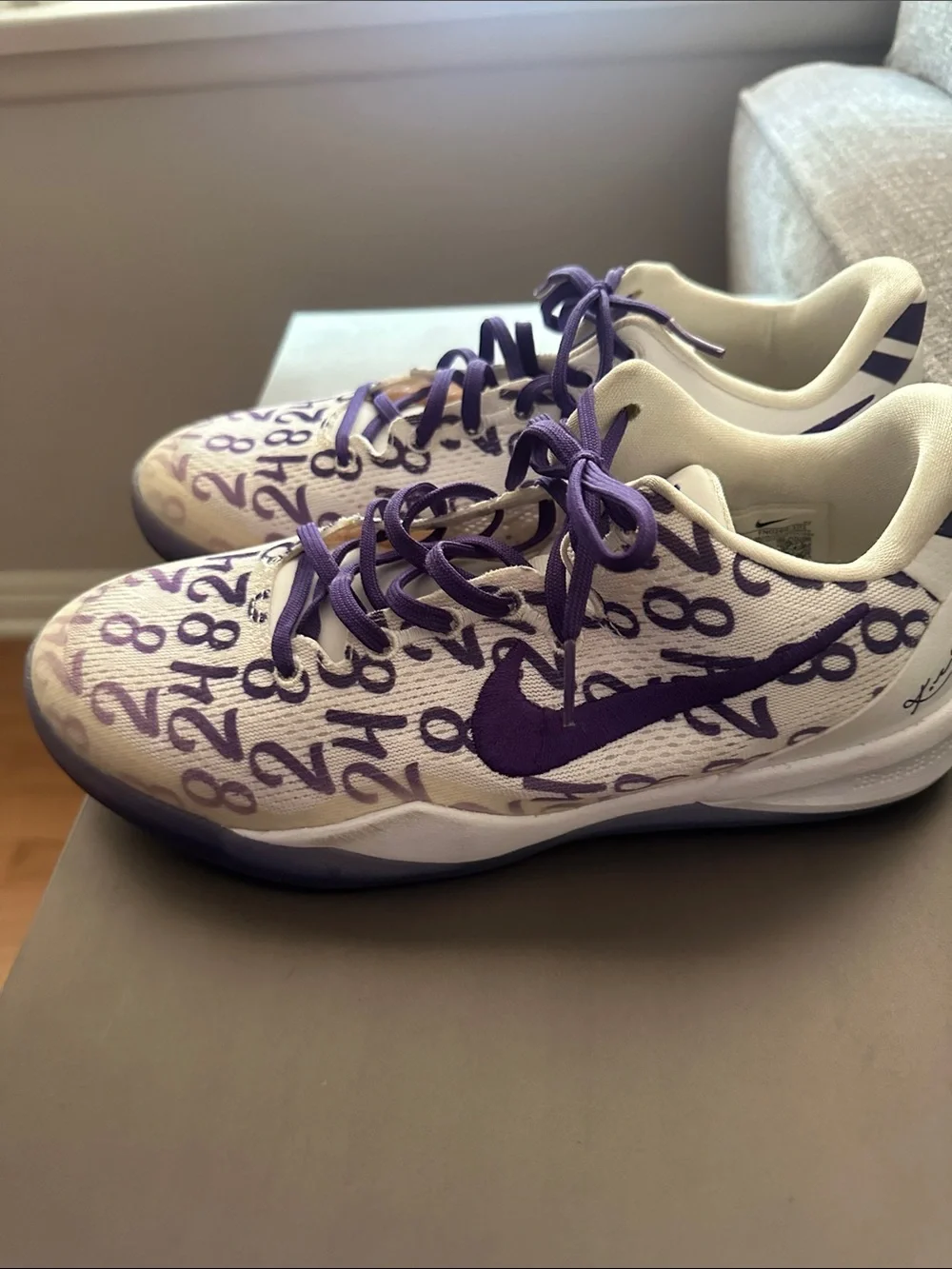 Nike gently cushioned durable