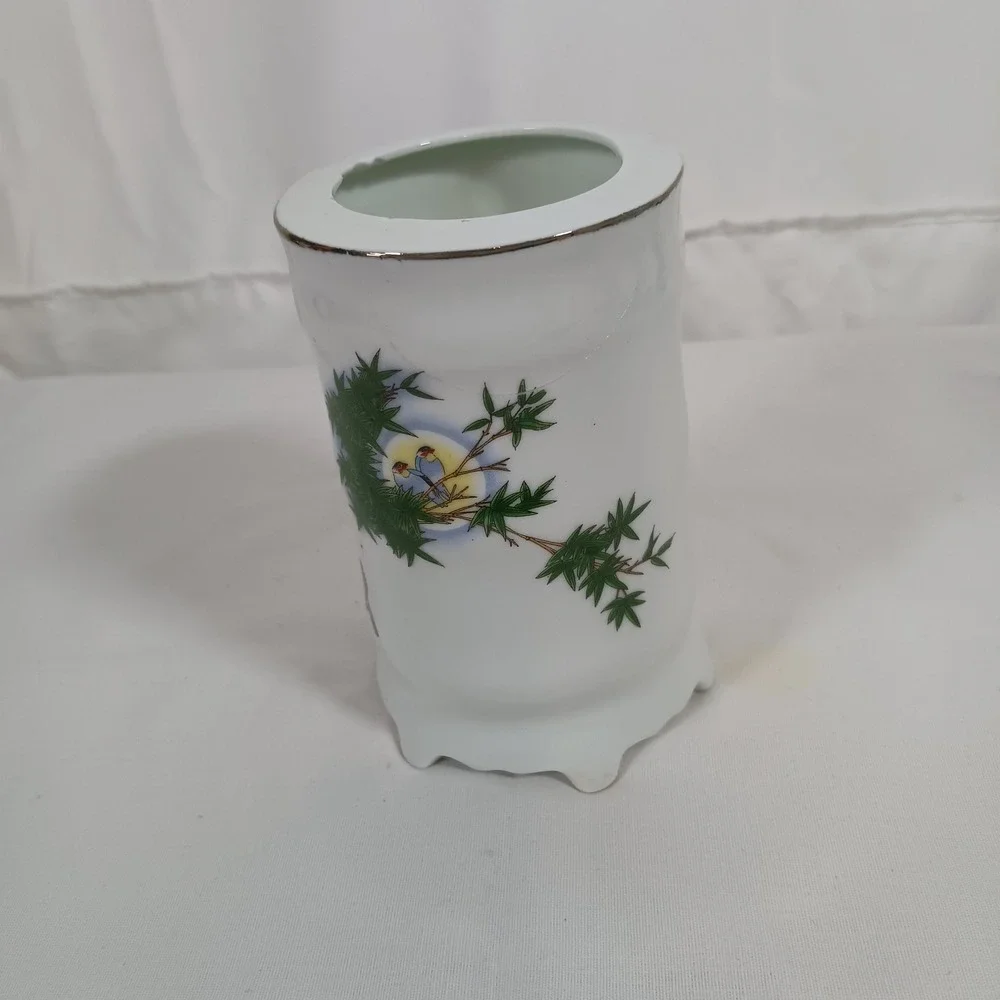 Unbranded Porcelain Vase Unisex OS White Fair Vintage Bamboo Bird Gold Rim