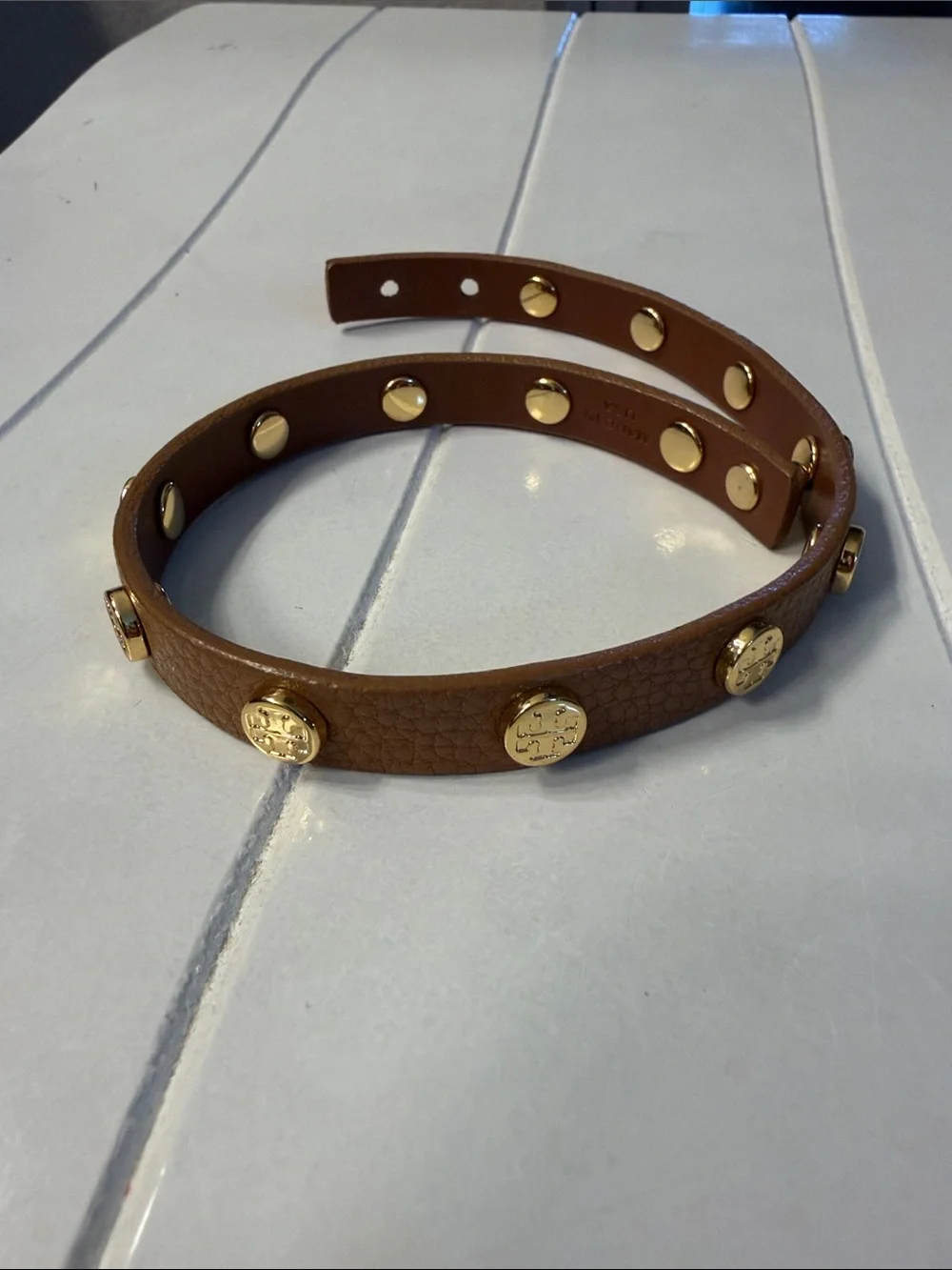 Tory Burch Double Wrap logo leather bracelet, Luggage color