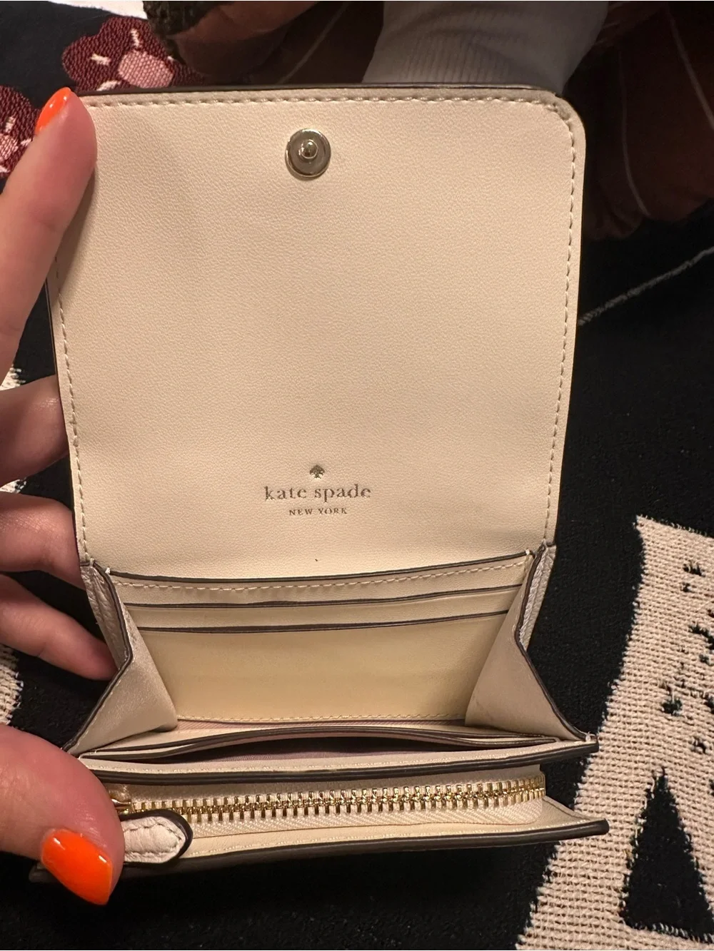 kate spade compact pebbled