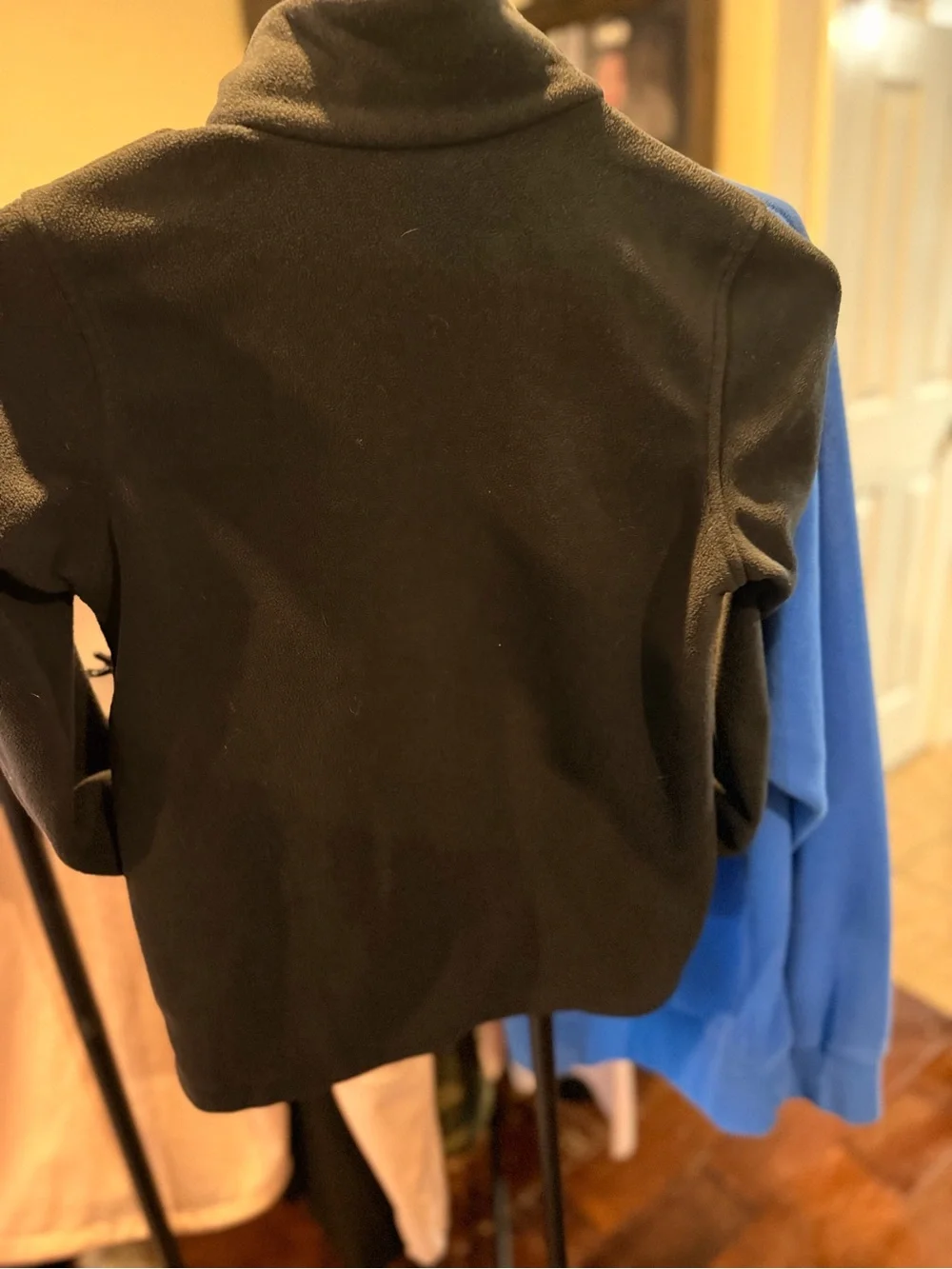 Columbia zip stand front