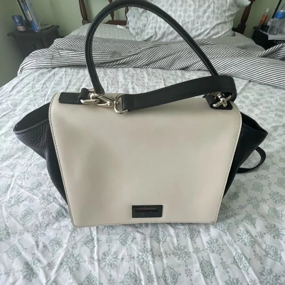 kate spade welcome toures