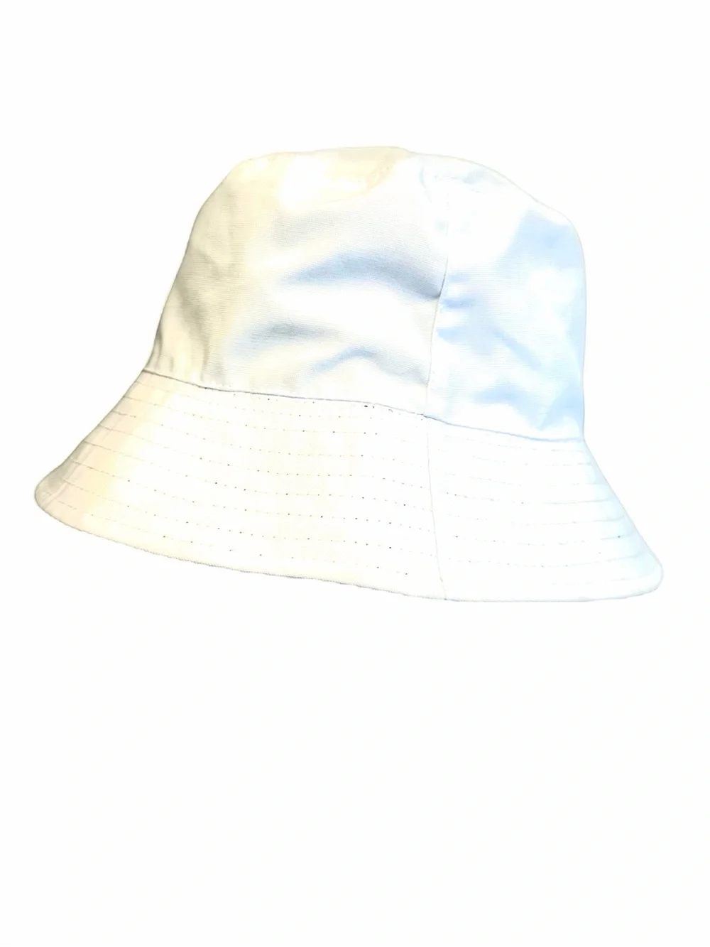 Alice + Olivia by Stacey Bendet black reversible daisy print bucket hat NWT