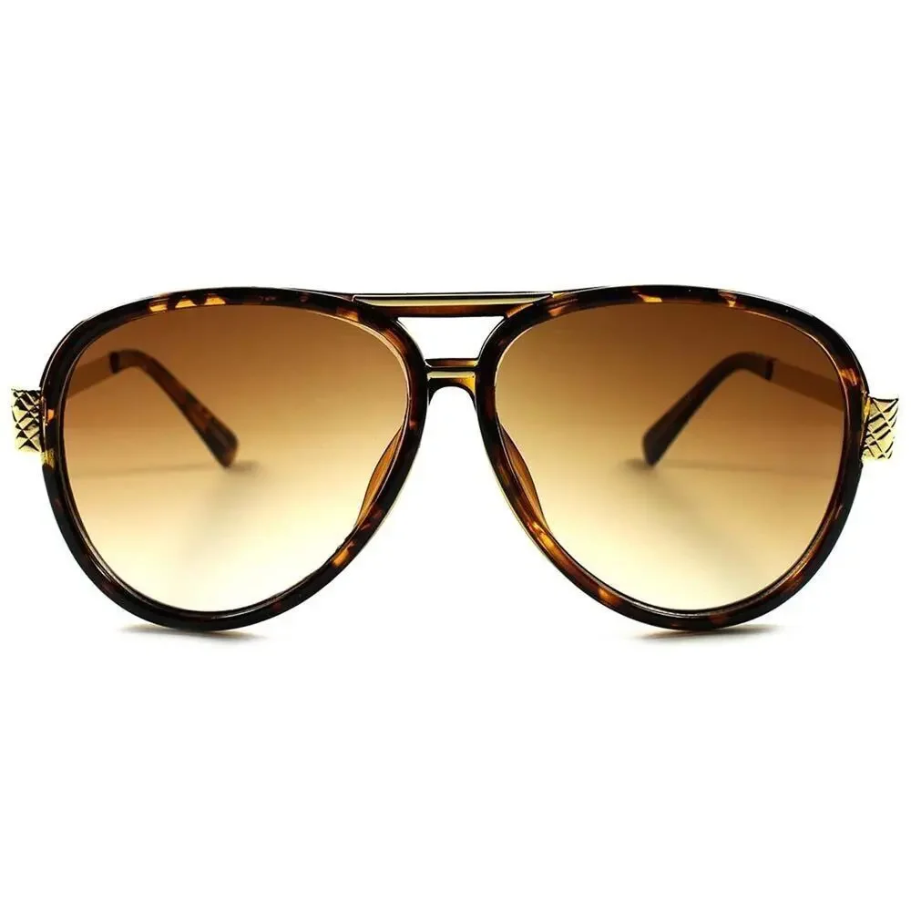 Kiss these sunglasses