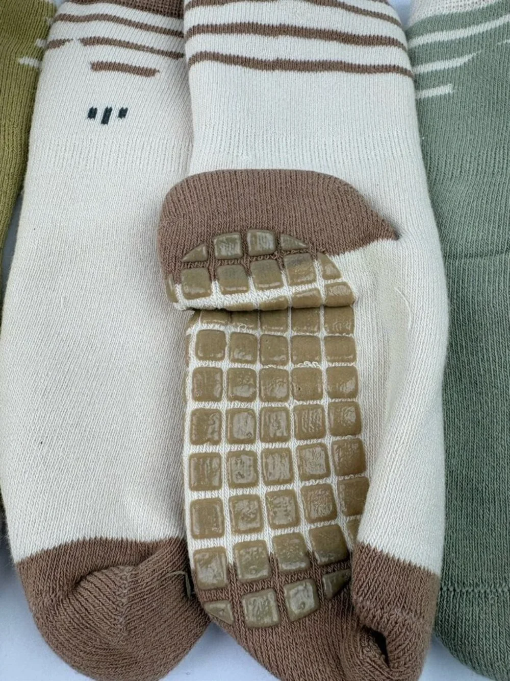 Unbranded new pairs