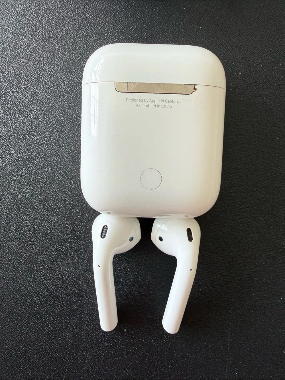 Apple wireless earbuds