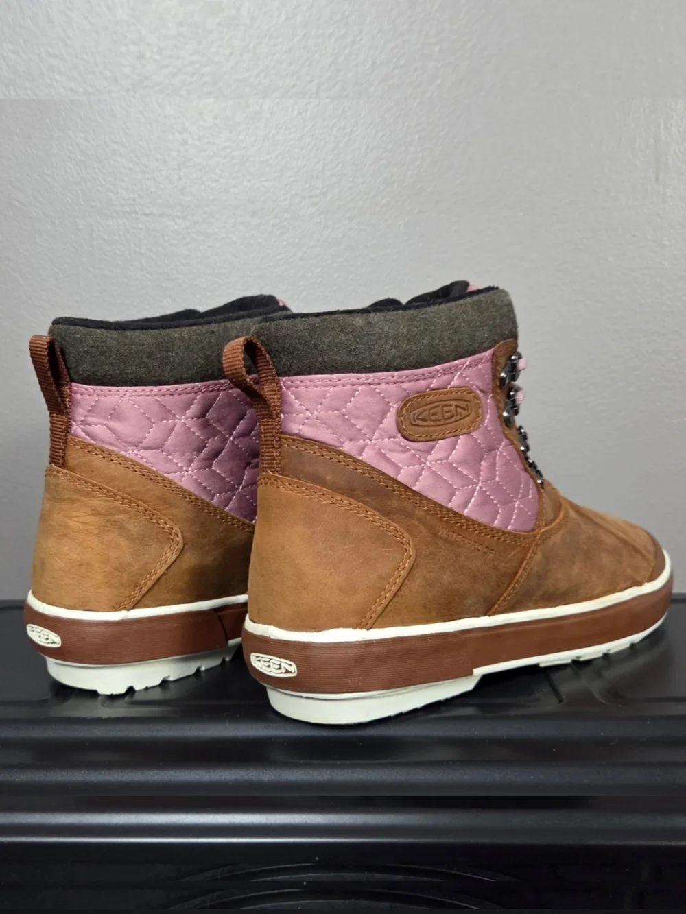 Keen elsa quilted