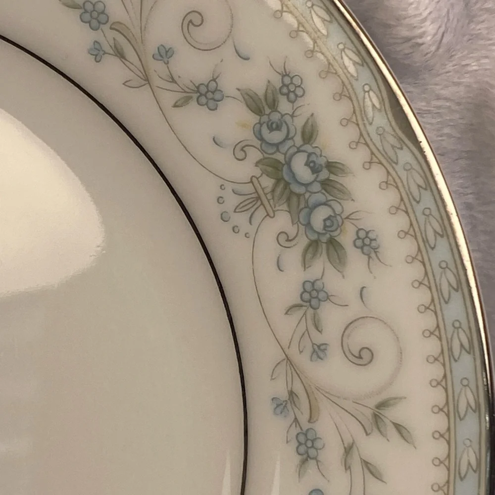 Noritake beautiful mint