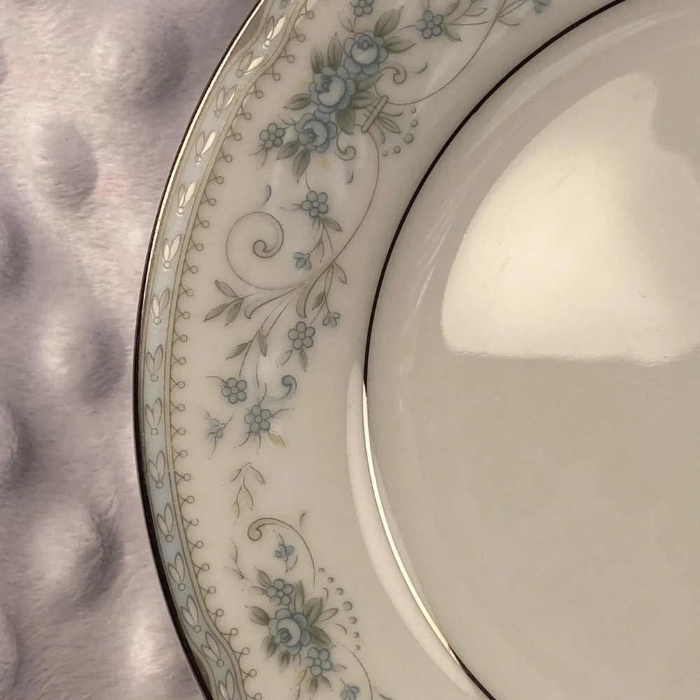 Noritake beautiful mint