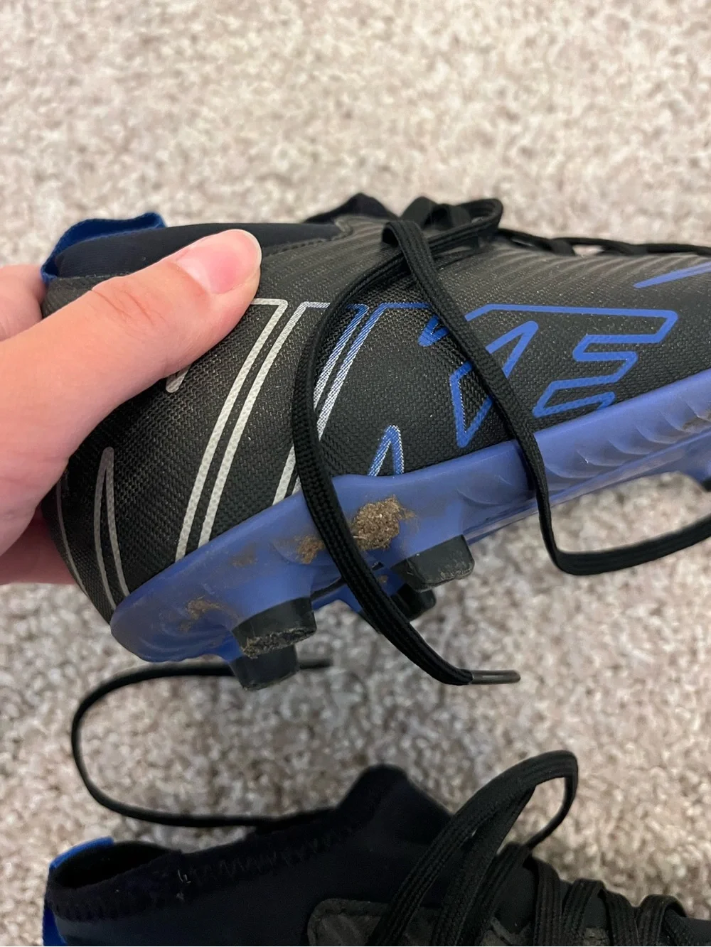 🔵NIKE: Boy size 5, Mercurial black & royal blue logo cleats w/ties, preowned🔵
