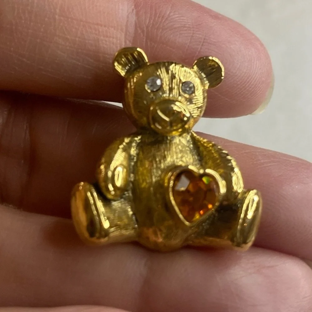 1928 charming gold
