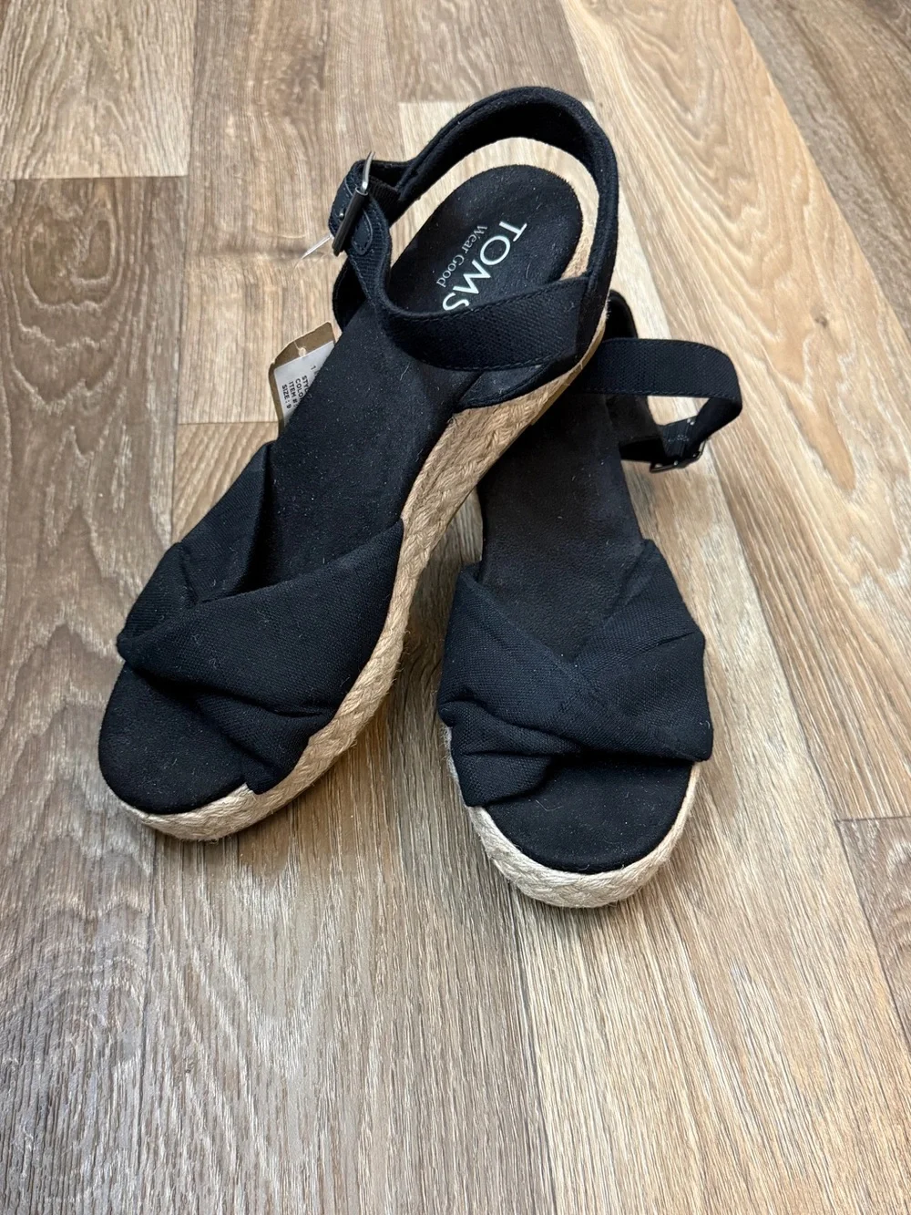 Toms size please