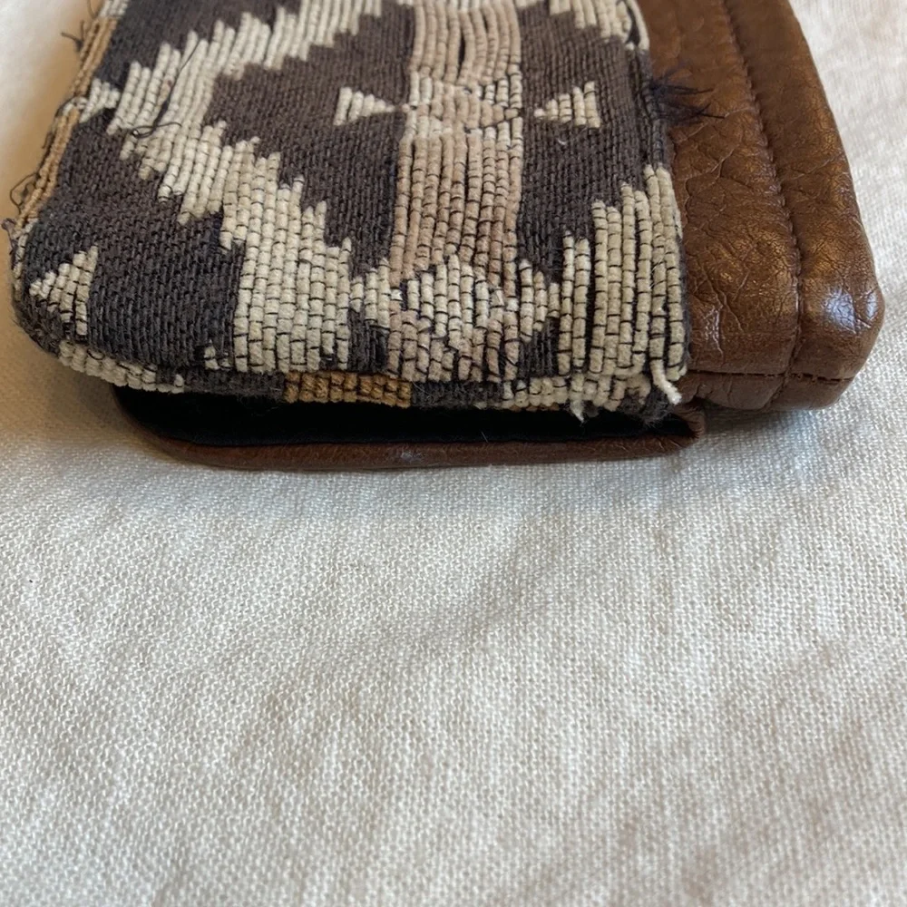 Aeropostale aztec wear