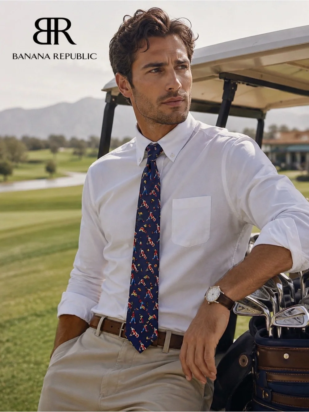 Banana Republic Made in Italy Golf Novelty Silk Tie – Navy Blue Golfer Print