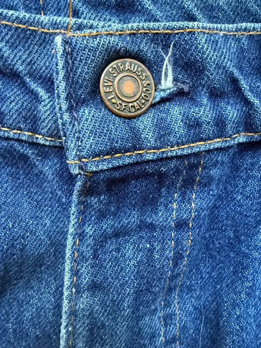Levis levi 517