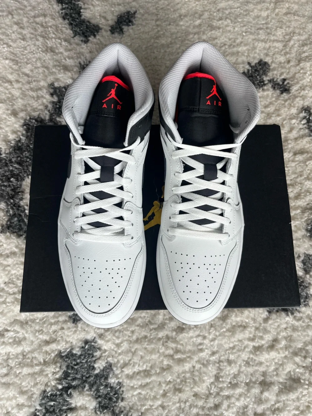 AIR Jordan 1 Mid - Summit White/Black