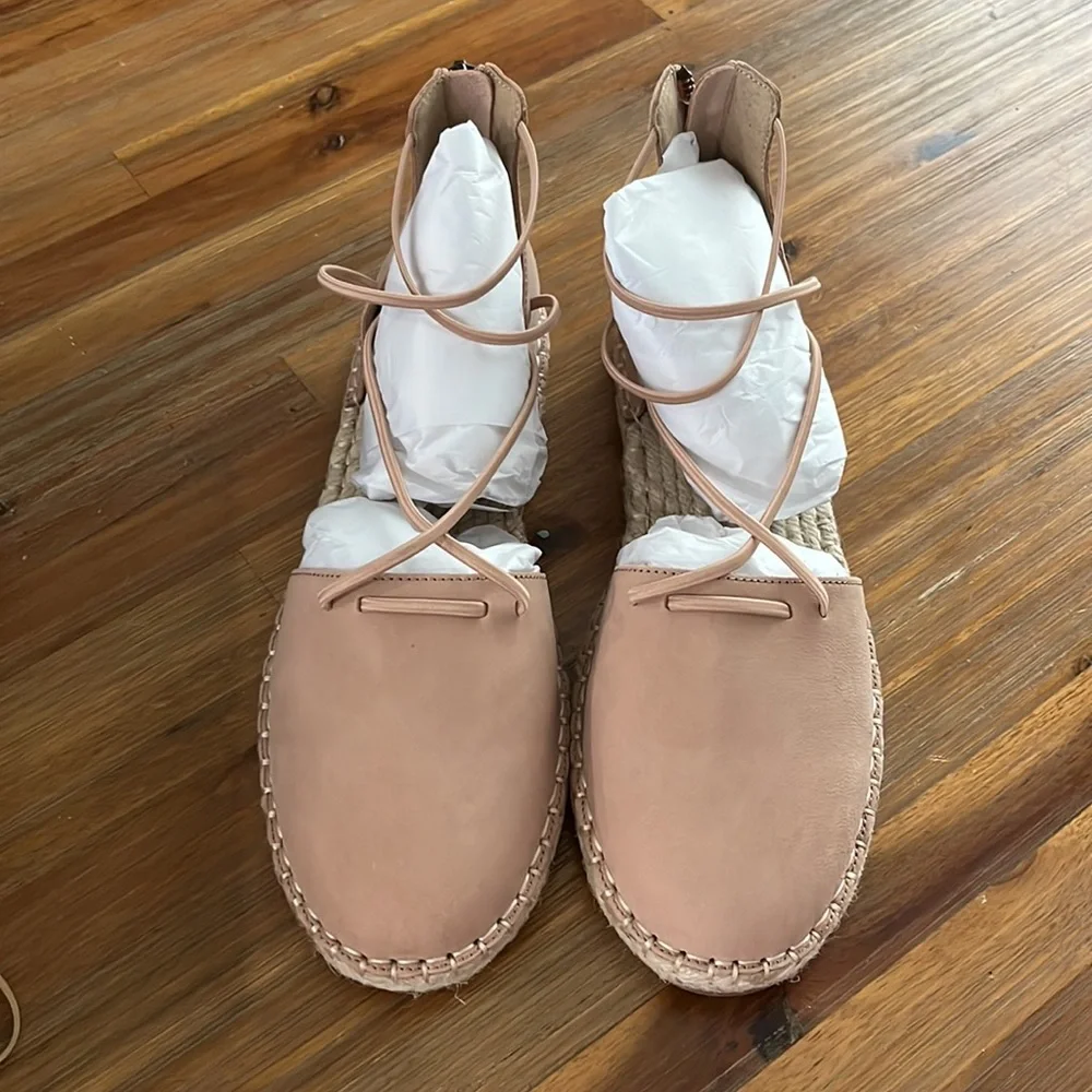 Eileen Fisher new box