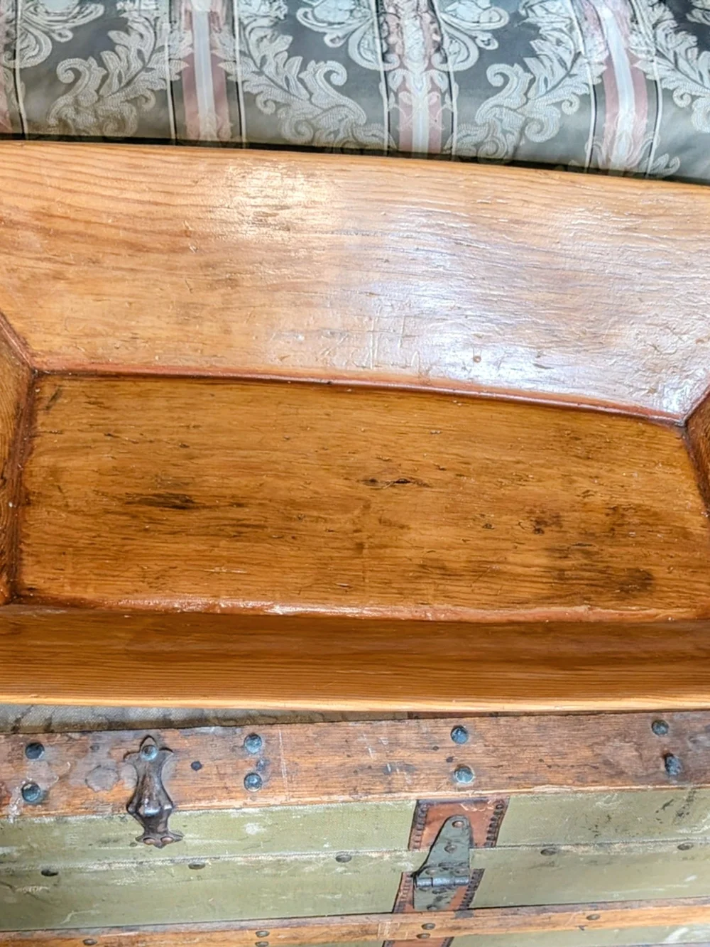 N/A antique wooden